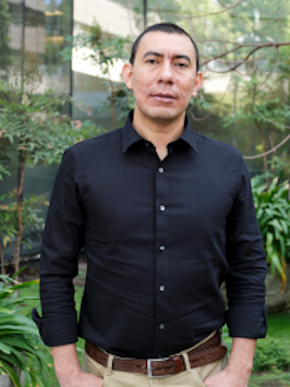 Dr. Felipe Saavedra